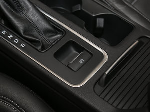 2017EcoBoost 180 򌻢S v܇Ƅ