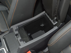 2017EcoBoost 245 (q)\ g