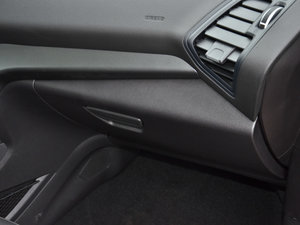 2017EcoBoost 180 򌻢S g