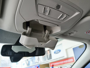 2017款EcoBoost 245 四驱豪翼型 空间座椅