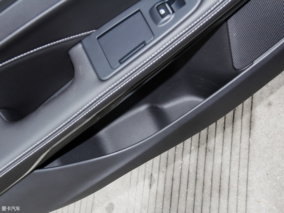 2017ţ EcoBoost 245A