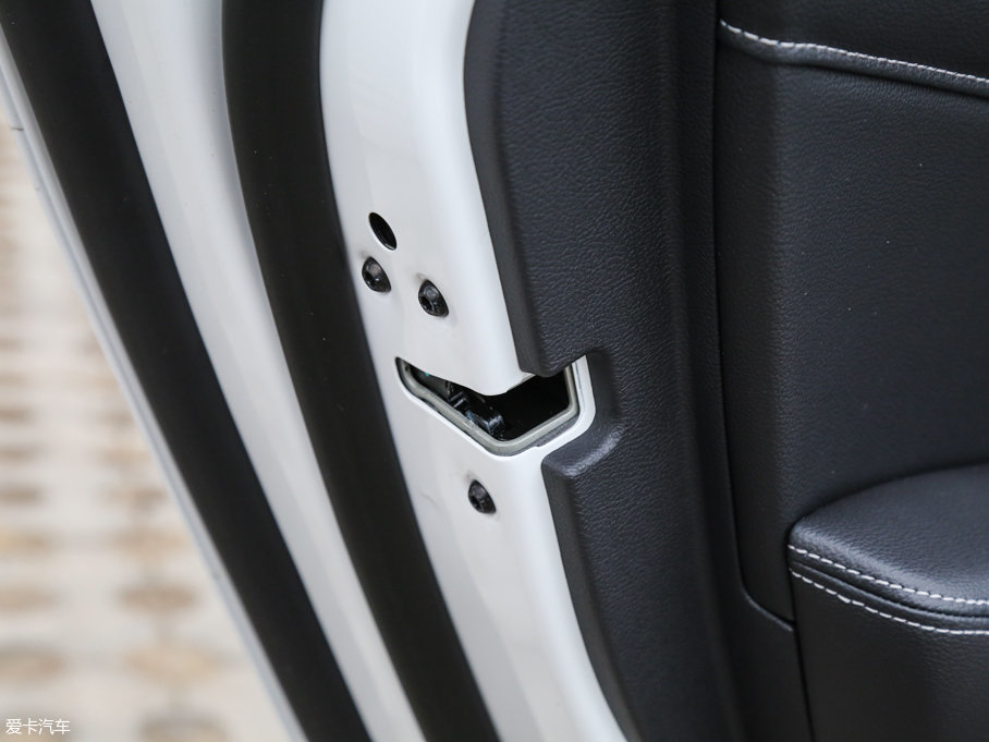 2017ţ EcoBoost 245A