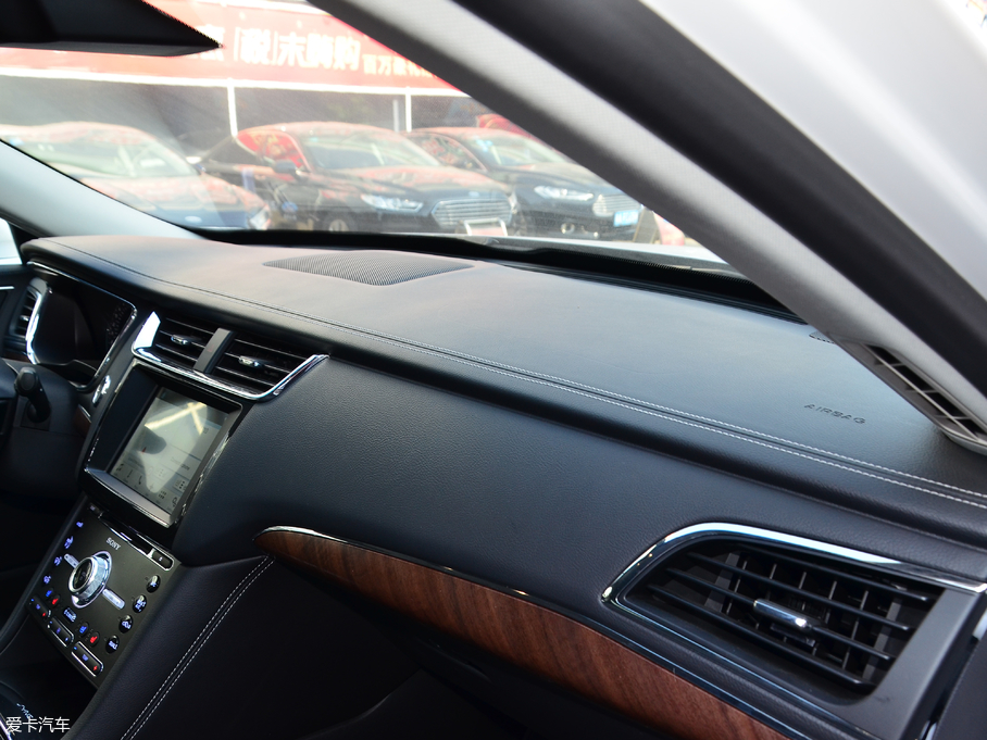 2017ţ Ŀ EcoBoost 325 V6Ş