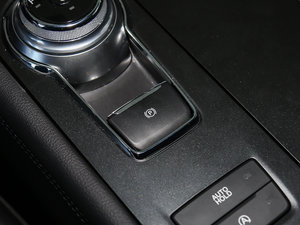 2017EcoBoost 180A v܇Ƅ