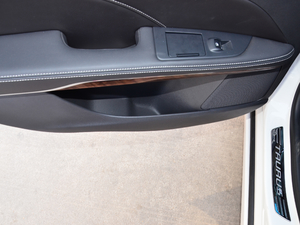 2017Ŀ EcoBoost 325 V6Ş g