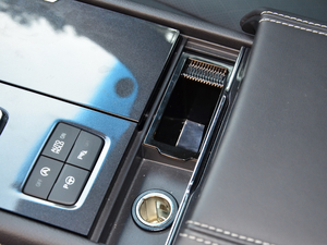 2017Ŀ EcoBoost 325 V6Ş п؅^(q)