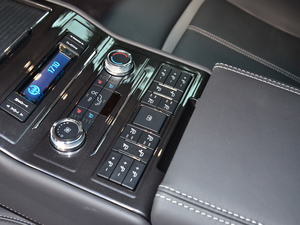 2017Ŀ EcoBoost 325 V6Ş п؅^(q)