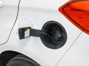 2017EcoBoost125 քF ^