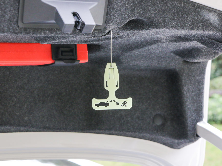 2017ɵϚW EcoBoost 245Ş