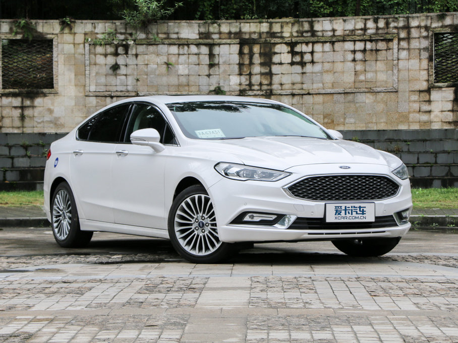 2017ɵϚW EcoBoost 245Ş