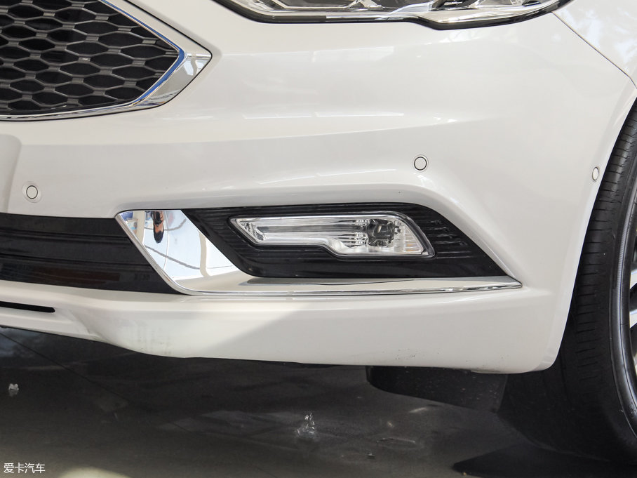 2017ɵϚW EcoBoost 245Ş