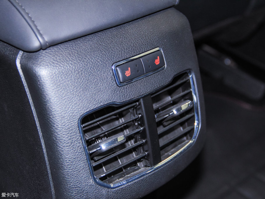 2017ɵϚW EcoBoost 245Ş