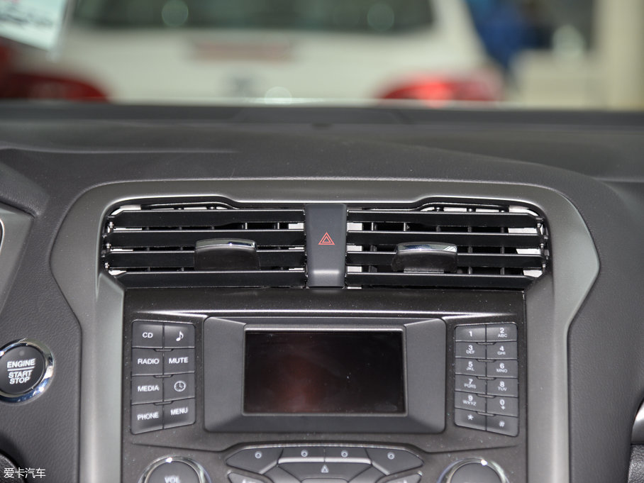 2017ɵϚW EcoBoost 180r