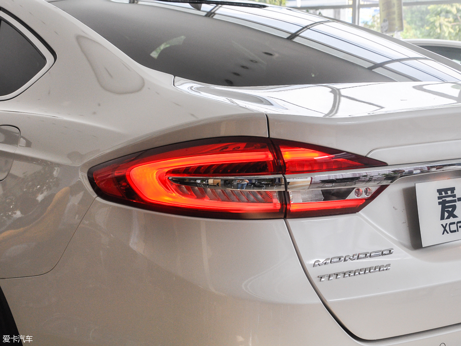 2017ɵϚW EcoBoost 180