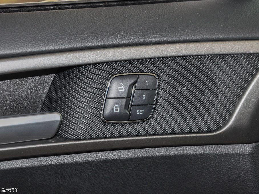 2017ɵϚW EcoBoost 180