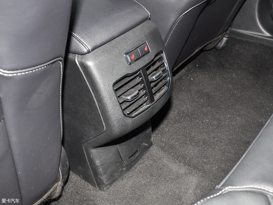 2017ɵϚW EcoBoost 180