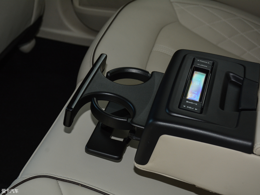 2017ɵϚW EcoBoost 245Ş