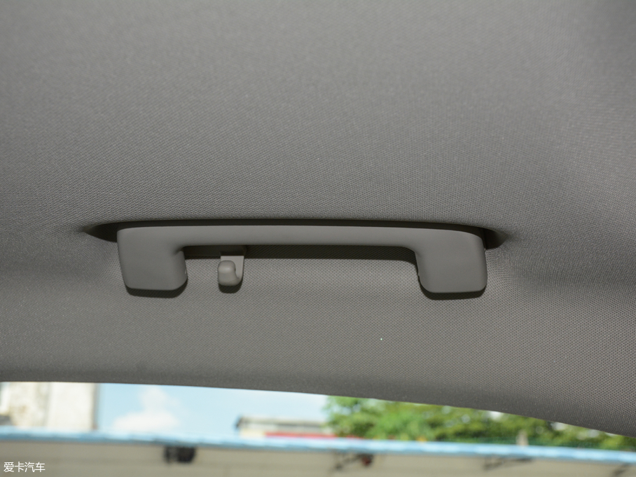 2017ɵϚW EcoBoost 245Ş