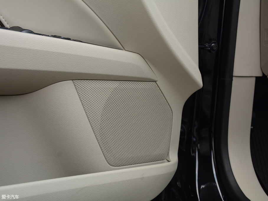 2017ɵϚW EcoBoost 245Ş