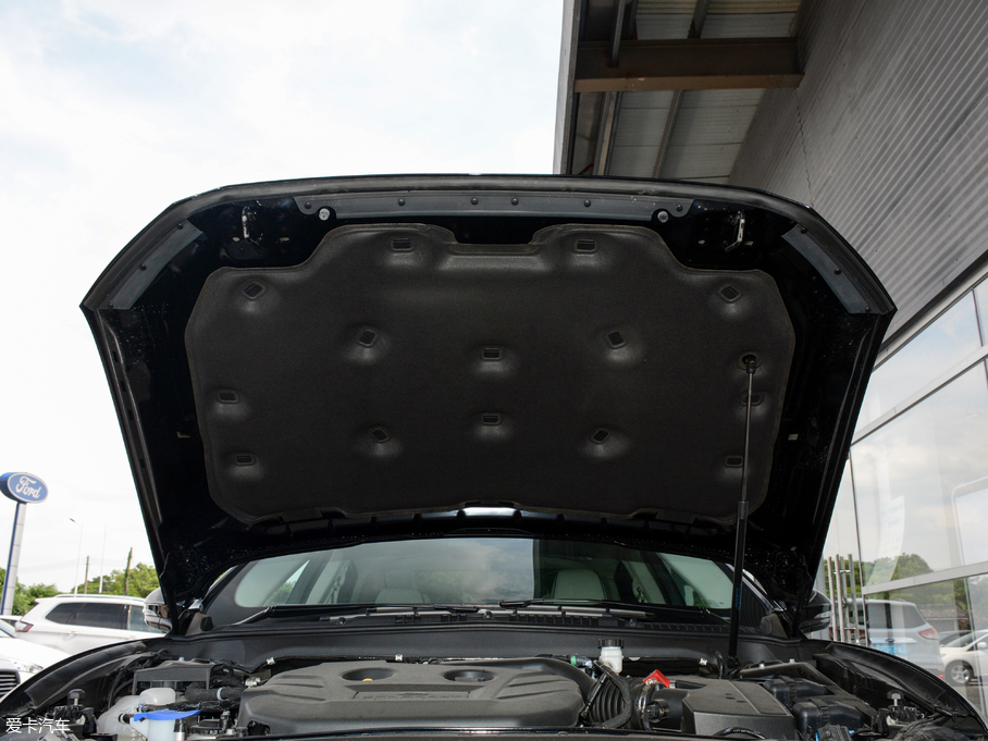 2017ɵϚW EcoBoost 245Ş