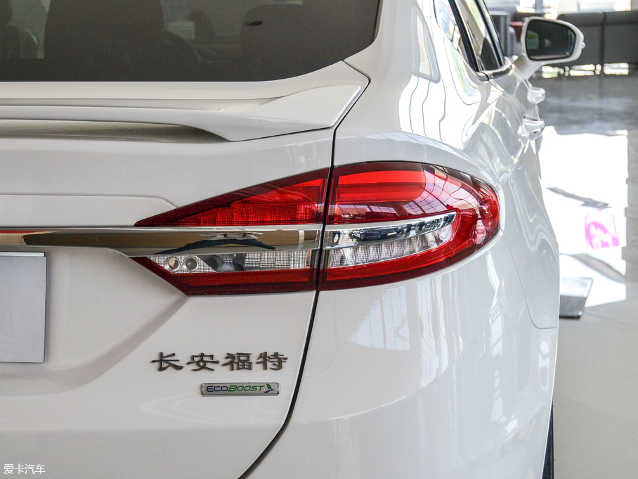 2017ɵϚW EcoBoost 245A\