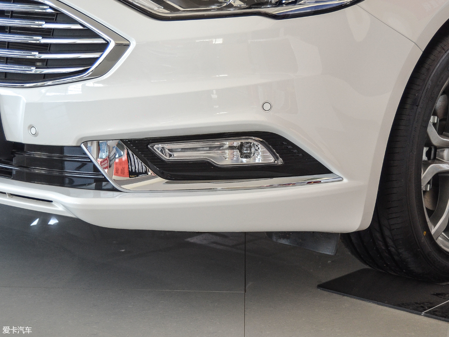 2017ɵϚW EcoBoost 245A\