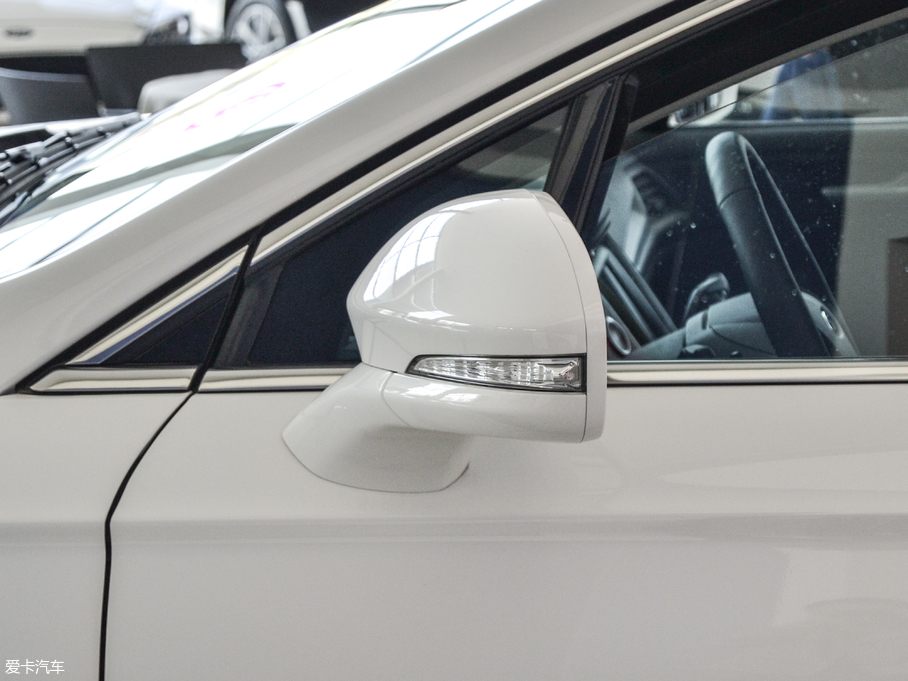 2017ɵϚW EcoBoost 245A\