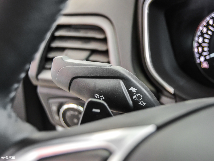 2017ɵϚW EcoBoost 245A\