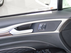 2017EcoBoost 245Ş g