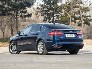2017款EcoBoost 245旗舰型 左后45度