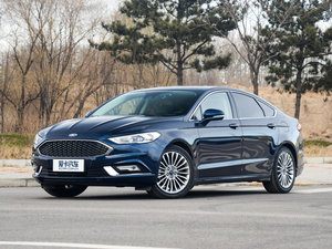 2017款EcoBoost 245旗舰型 左前45度