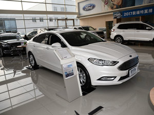 2017款EcoBoost 200时尚型 整体外观