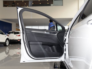 2017EcoBoost 200r {λ܇T