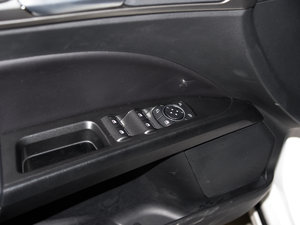 2017EcoBoost 200r(sh) {܇ƅ^(q)	