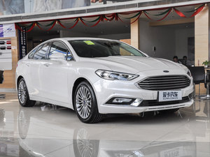 2017款EcoBoost 180至尊型 左前45度