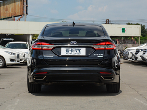 2017款EcoBoost 245旗舰型 正后	