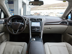 2017款EcoBoost 245旗舰型 内饰全景