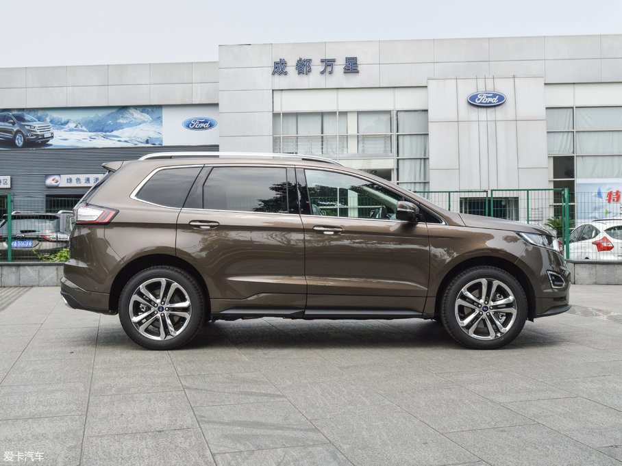 2017J EcoBoost 245 \