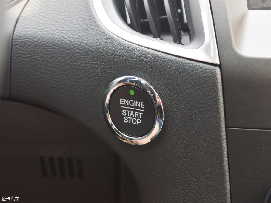 2017J EcoBoost 245 \