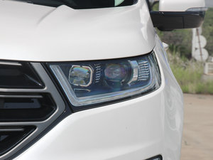 2017款EcoBoost 245 两驱运动型  大灯