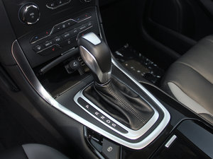 2017款EcoBoost 245 两驱运动型  换挡杆