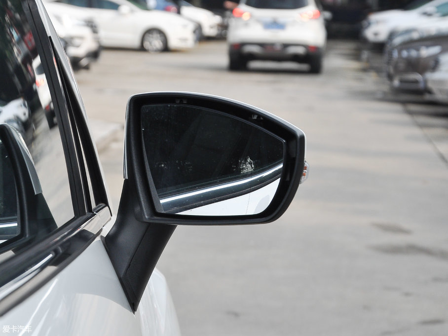 2018 2.0L Ԅ(dng)(q)