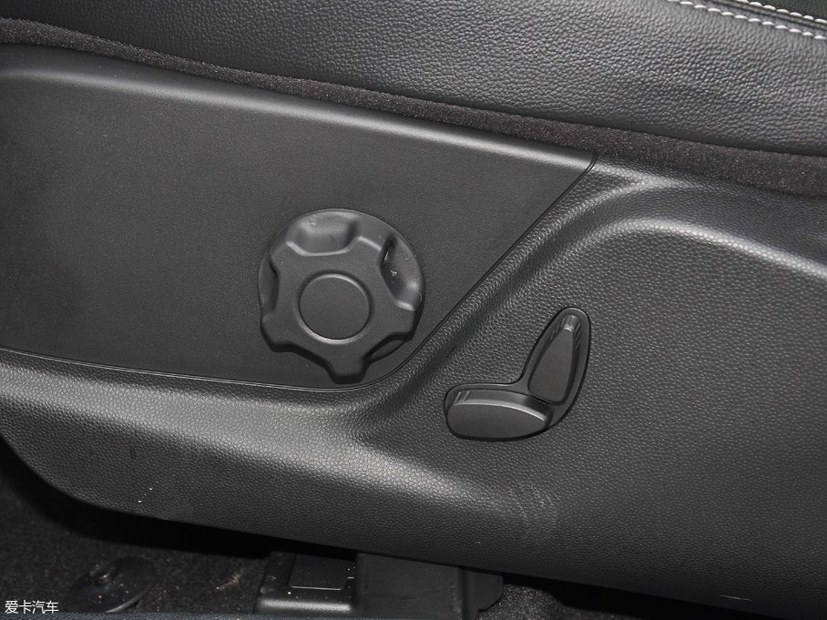 2018������ 2.0L �Ԅ����������