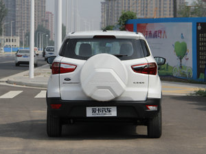 2018款1.5L 手动精翼型 正后	