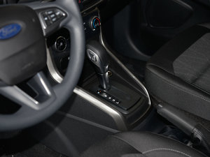 2018款1.5L 自动铂翼型 换挡杆