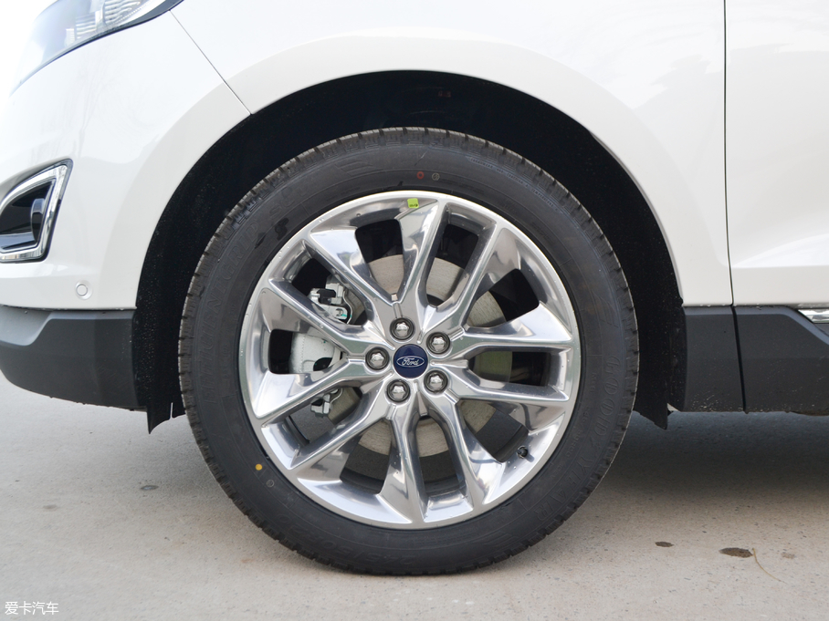 2018J EcoBoost 245 (q)JPLUS 7  (gu)V