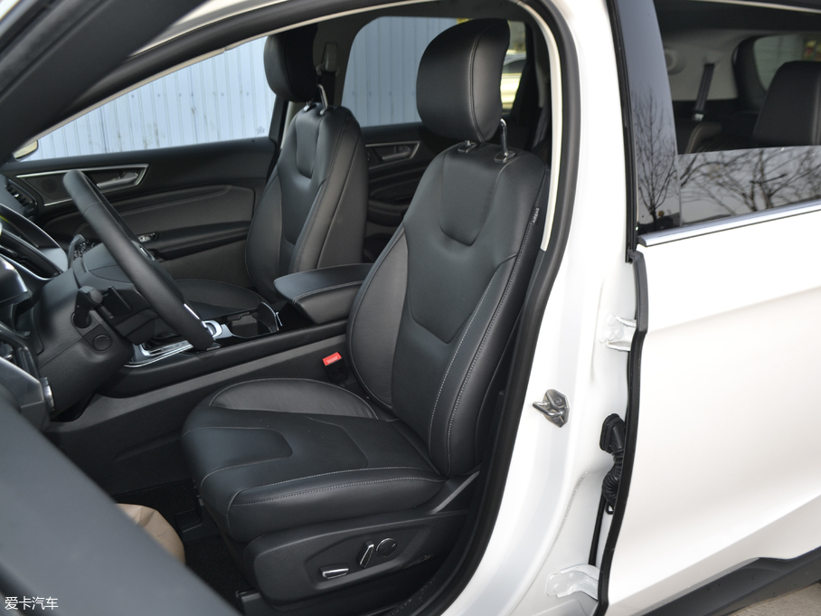 2018J EcoBoost 245 JPLUS 7  V