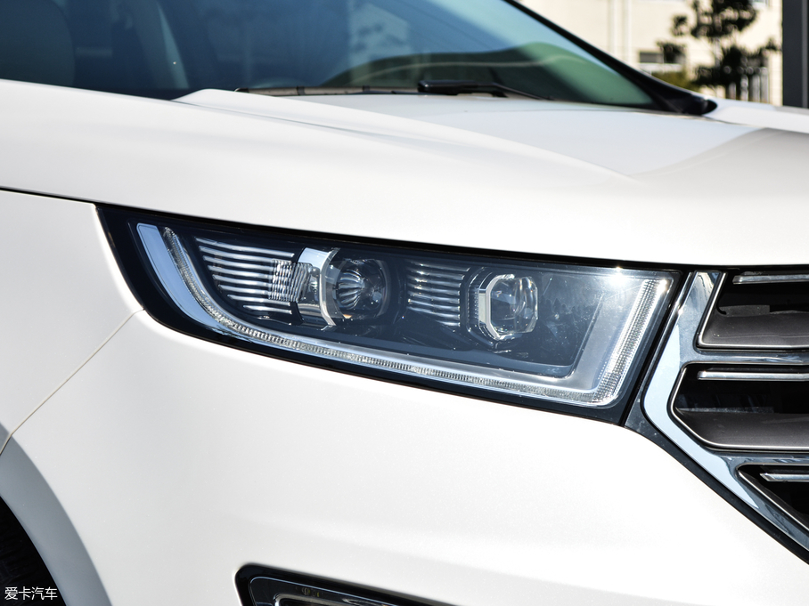 2018J EcoBoost 245 JPLUS 7  V