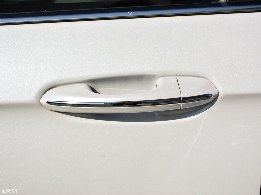 2018J EcoBoost 245 JPLUS 7  V