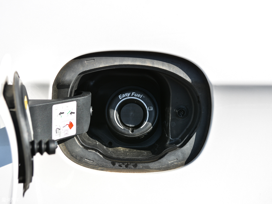 2018J EcoBoost 245 JPLUS 7  V